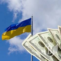 Долар після вихідних коштує 27 грн Долар після вихідних коштує 27 грн