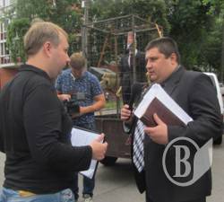 Прокурор області зустрівся з мітингувальниками Прокурор області зустрівся з мітингувальниками