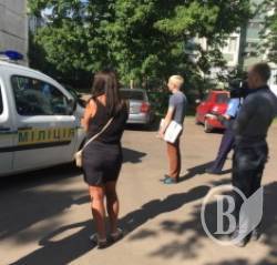 У Чернігові затримана машина з фальшивими газетами проти Корбана У Чернігові затримана машина з фальшивими газетами проти Корбана