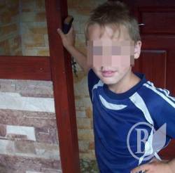 10-річний хлопчик заліз на газову трубу висотки в Чернігові. Рятувальники зняли 10-річний хлопчик заліз на газову трубу висотки в Чернігові. Рятувальники зняли