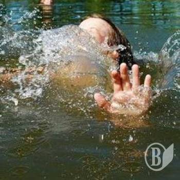 Киянин втопився на Чернігівщині Киянин втопився на Чернігівщині