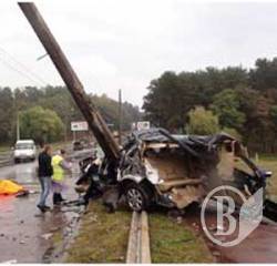 ДАІ: Двоє смертей на Honda CR-V вранці в Чернігові ДАІ: Двоє смертей на Honda CR-V вранці в Чернігові