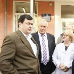 Олександр Квіташвілі перевіряв, як проходить вакцинація дітей у Чернігові Олександр Квіташвілі перевіряв, як проходить вакцинація дітей у Чернігові