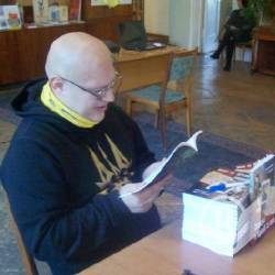 Командир Чернігівського підрозділу «Самооборони Майдану» презентував книгу Командир Чернігівського підрозділу «Самооборони Майдану» презентував книгу