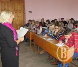 Студенти підбиралися до ОСББ у Чернігові Студенти підбиралися до ОСББ у Чернігові