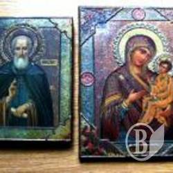 Дві старовинні ікони вилучили в ході митної перевірки на Чернігівщині Дві старовинні ікони вилучили в ході митної перевірки на Чернігівщині