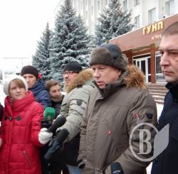 Протест біля управління поліції - привіт Деканоідзе і Авакову – фото, відео Протест біля управління поліції - привіт Деканоідзе і Авакову – фото, відео