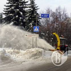 7 протоколів за погане прибирання снігу склали в перший день дії розпорядження мера Чернігова 7 протоколів за погане прибирання снігу склали в перший день дії розпорядження мера Чернігова