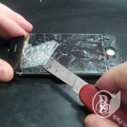 Чому ламається iPhone?