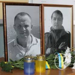 У головному архіві Чернігівщини представили виставку «Майдан, що змінив час» У головному архіві Чернігівщини представили виставку «Майдан, що змінив час»