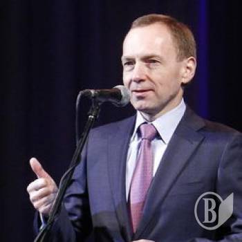 Офіційні привітання з 8 Березня – вони такі офіційні. Фото