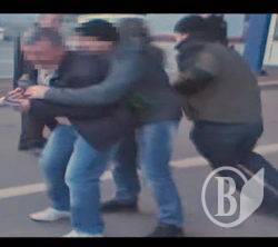 Відео затримання на кордоні двох агентів російських спецслужб Відео затримання на кордоні двох агентів російських спецслужб