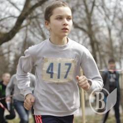 Весна екзаменує легкоатлетів Чернігівщини. Фоторепортаж