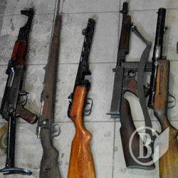Колекція стрілецької зброї вилучена у жителя Ніжина. Фото Колекція стрілецької зброї вилучена у жителя Ніжина. Фото