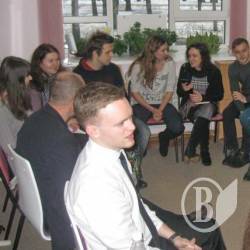 «Клуб разговоров английским» действует в библиотеке им. Короленко «Клуб разговоров английским» действует в библиотеке им. Короленко