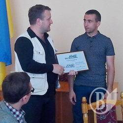 Победители конкурса «МедиаЧЕ» – Павел Солодовник, Наталия Потапчук и Андрей Кужель Победители конкурса «МедиаЧЕ» – Павел Солодовник, Наталия Потапчук и Андрей Кужель