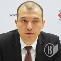 Голова ОВК-206 прокоментував підозрілі дії довіреної особи в ОВК. Відео Голова ОВК-206 прокоментував підозрілі дії довіреної особи в ОВК. Відео