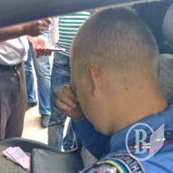 Полицейские погорели на взятке Полицейские погорели на взятке