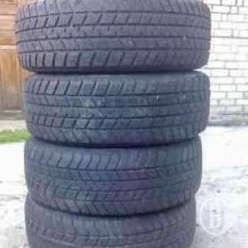 Вчотирьох «взули» авто для розвідки Вчотирьох «взули» авто для розвідки