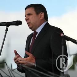 Пентхаус екс-голови Чернігівської ОДА продається за півмільйона доларів Пентхаус екс-голови Чернігівської ОДА продається за півмільйона доларів