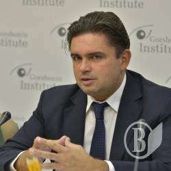 Хорватія підказала проект закону про ratnom profiterstvu Хорватія підказала проект закону про ratnom profiterstvu