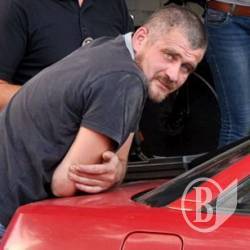 П’яного водія з пістолетом зупинили в Чернігові. Фото П’яного водія з пістолетом зупинили в Чернігові. Фото