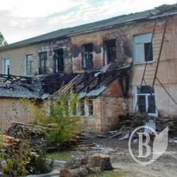 Згоріла школа у Сновську. Фото Згоріла школа у Сновську. Фото