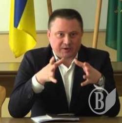 Родина начальника Чернігівської митниці має 2 розкішні маєтки на Чернігівщині Родина начальника Чернігівської митниці має 2 розкішні маєтки на Чернігівщині