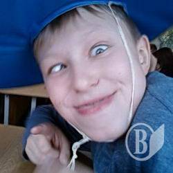 Чернігівці підписують петицію за повернення звільненого психолога школи №33 Чернігівці підписують петицію за повернення звільненого психолога школи №33