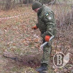 На Чернігівщині чоловік підірвав себе гранатою. Фото На Чернігівщині чоловік підірвав себе гранатою. Фото