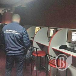 В Чернігові викрито 5 гральних закладів В Чернігові викрито 5 гральних закладів