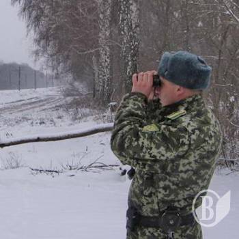 Її Інтерпол шукає, а вона через кордон шастає Її Інтерпол шукає, а вона через кордон шастає