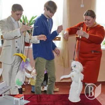Вже 40 років грають ляльки в Чернігівському театрі. Фото Вже 40 років грають ляльки в Чернігівському театрі. Фото