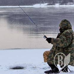 З Дніпра підняли тіло рибалки З Дніпра підняли тіло рибалки