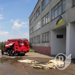 Падіння вчительки зі струсом мозку: чи навмисним був поштовх учня? Падіння вчительки зі струсом мозку: чи навмисним був поштовх учня?