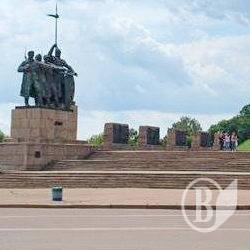 Зміни у конкурсі на кращий ескіз двох стел у складі Меморіалу Слави Зміни у конкурсі на кращий ескіз двох стел у складі Меморіалу Слави