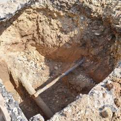 Хлопець загинув від падіння в яму, викопану газівниками Хлопець загинув від падіння в яму, викопану газівниками