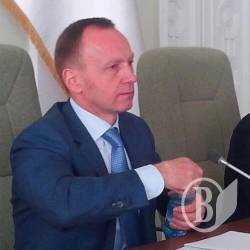 Застрелитися з пластикового пістолета пропонує Атрошенко комунальникам Застрелитися з пластикового пістолета пропонує Атрошенко комунальникам