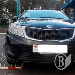 У білоруса на кордоні України забрали крадене в РФ авто У білоруса на кордоні України забрали крадене в РФ авто