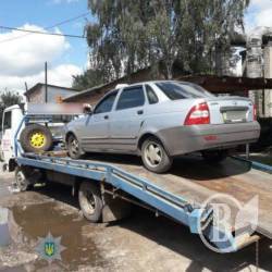 Таксист-пенсіонер хронічно п’яним возив людей і м’яв машини Таксист-пенсіонер хронічно п’яним возив людей і м’яв машини