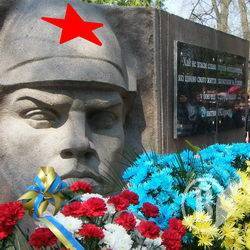 В Ніжині можуть перенести пам’ятний знак міліціонерам, яких побили махновці