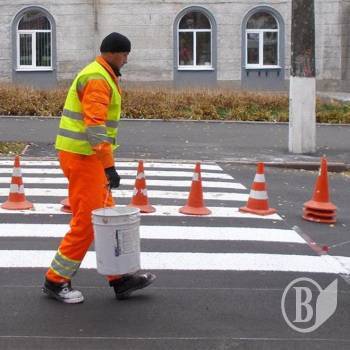 Зразковий перехід-горб пофарбують Зразковий перехід-горб пофарбують