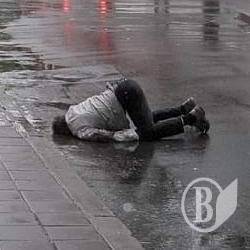 П’яний на Льотній потрапив під машину П’яний на Льотній потрапив під машину