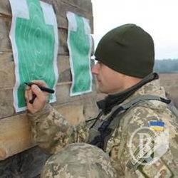 Військові тренувалися у стрільбі з АК і ПМ Військові тренувалися у стрільбі з АК і ПМ