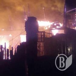 Згоріла хата у Старому Білоусі Згоріла хата у Старому Білоусі
