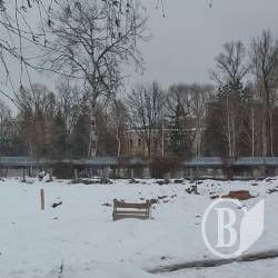 Будинок, що логічно погорів, вже логічно знесений Будинок, що логічно погорів, вже логічно знесений