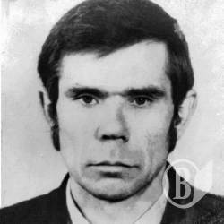 Сьогодні могло б виповнитися 77 поетові-одинаку Леоніду Тереховичу Сьогодні могло б виповнитися 77 поетові-одинаку Леоніду Тереховичу