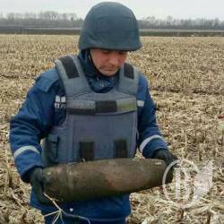 Снаряди часів Другої світової знайдені в трьох місцях на Чернігівщині Снаряди часів Другої світової знайдені в трьох місцях на Чернігівщині