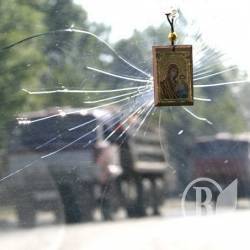 Чернігівці вимагають прибирати дороги від небезпечного гравію після ремонту Чернігівці вимагають прибирати дороги від небезпечного гравію після ремонту