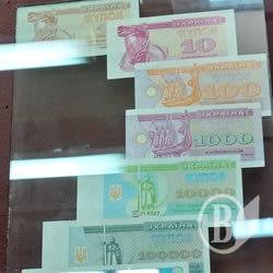 900       